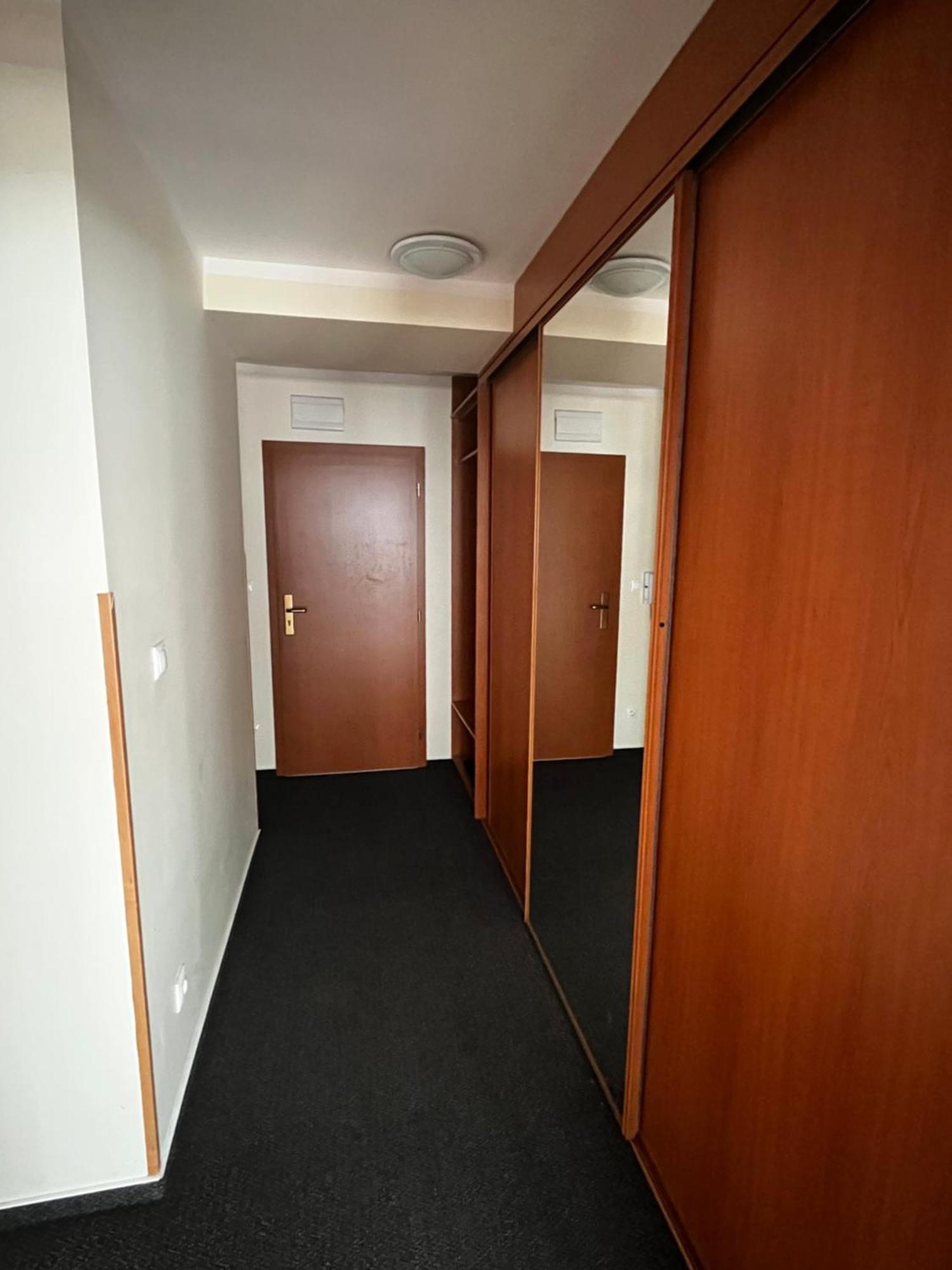 3 Izbovy Krasny David A7 V Tatranskej Strbe Apartmán *